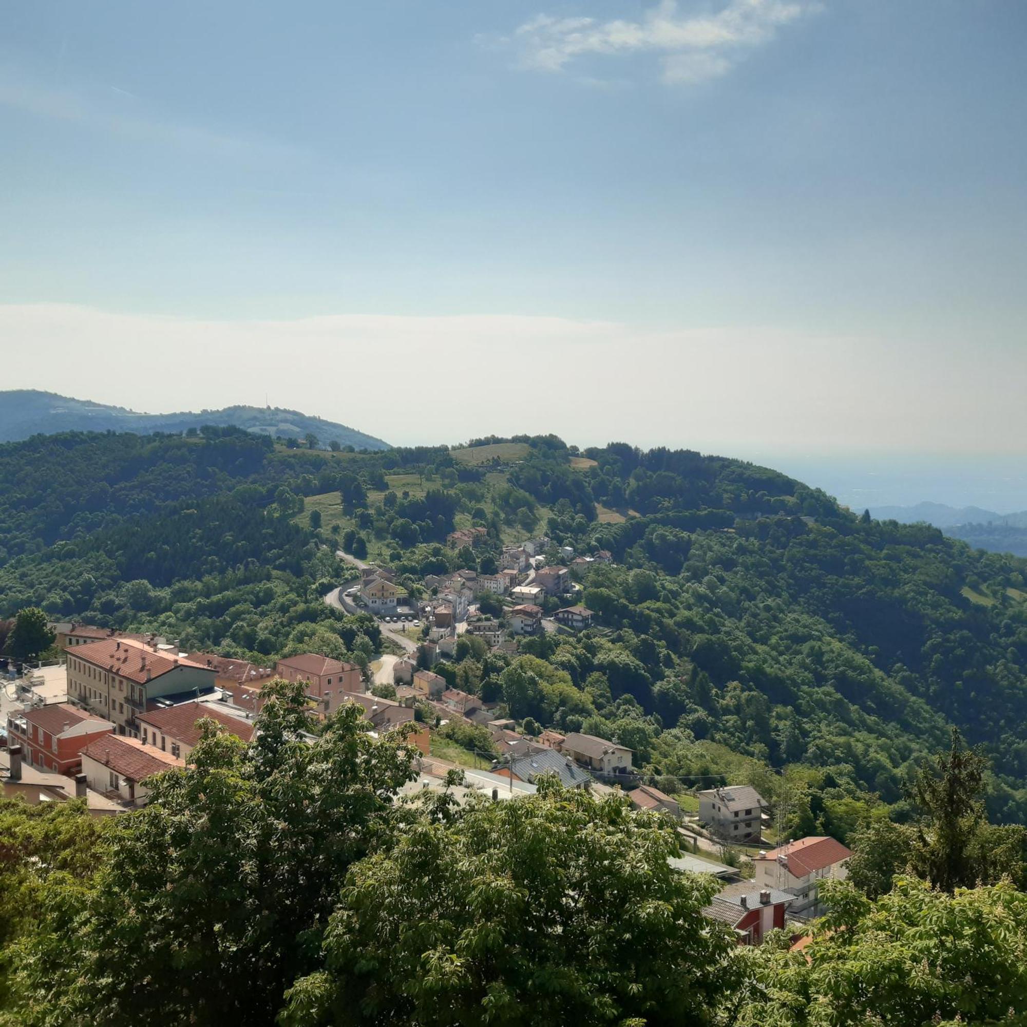 Apartmán Mansarda Accogliente A Lusiana Exteriér fotografie