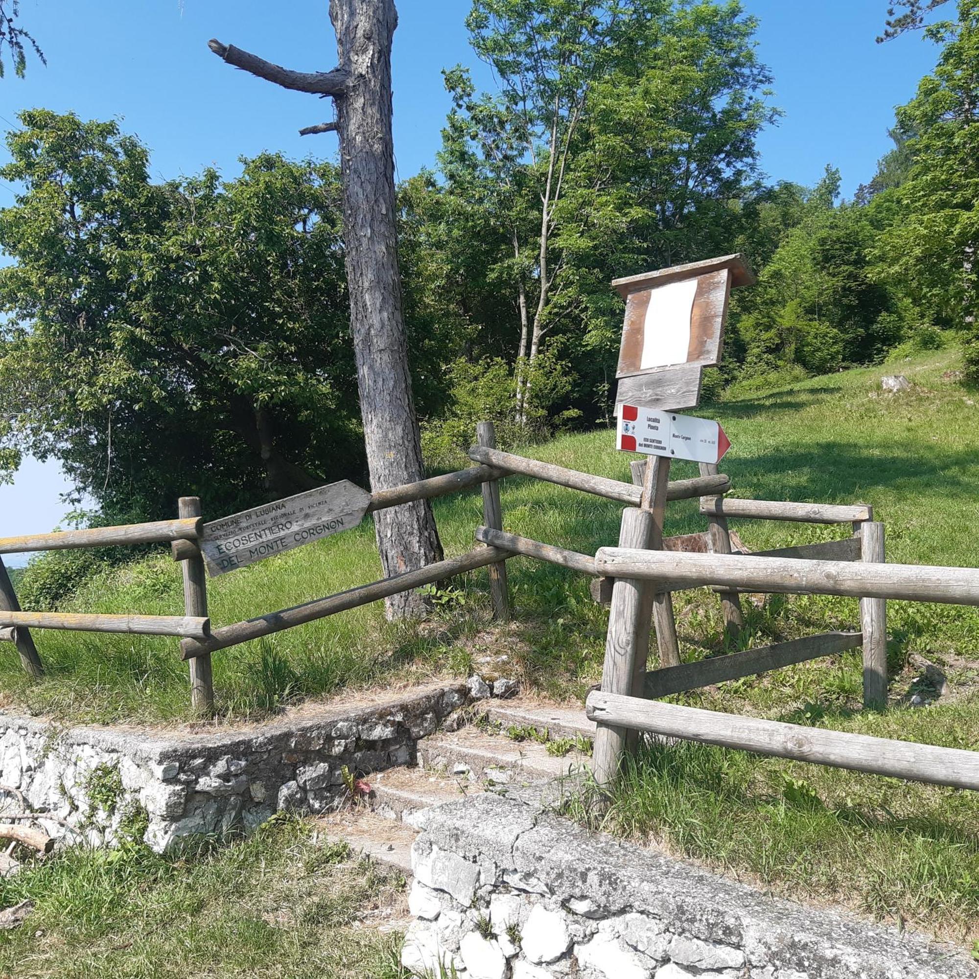 Apartmán Mansarda Accogliente A Lusiana Exteriér fotografie